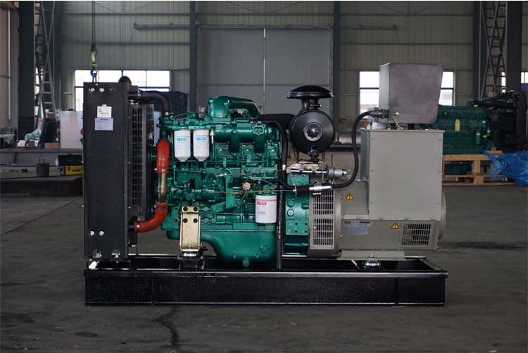 广西玉柴100KW柴油发电机组YC4D155-D30国三机型价格概览